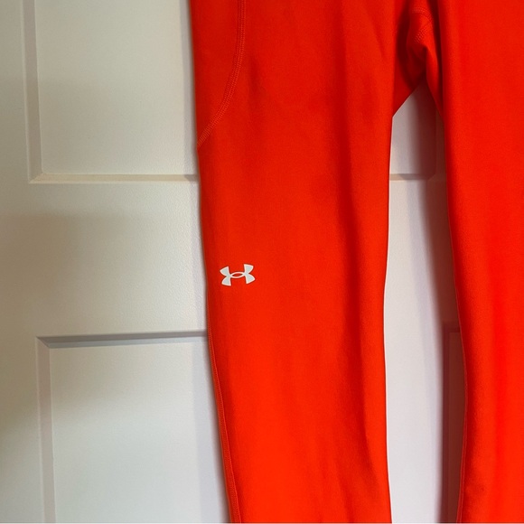 Under Armour- SZ M Leggings - Picture 2 of 6